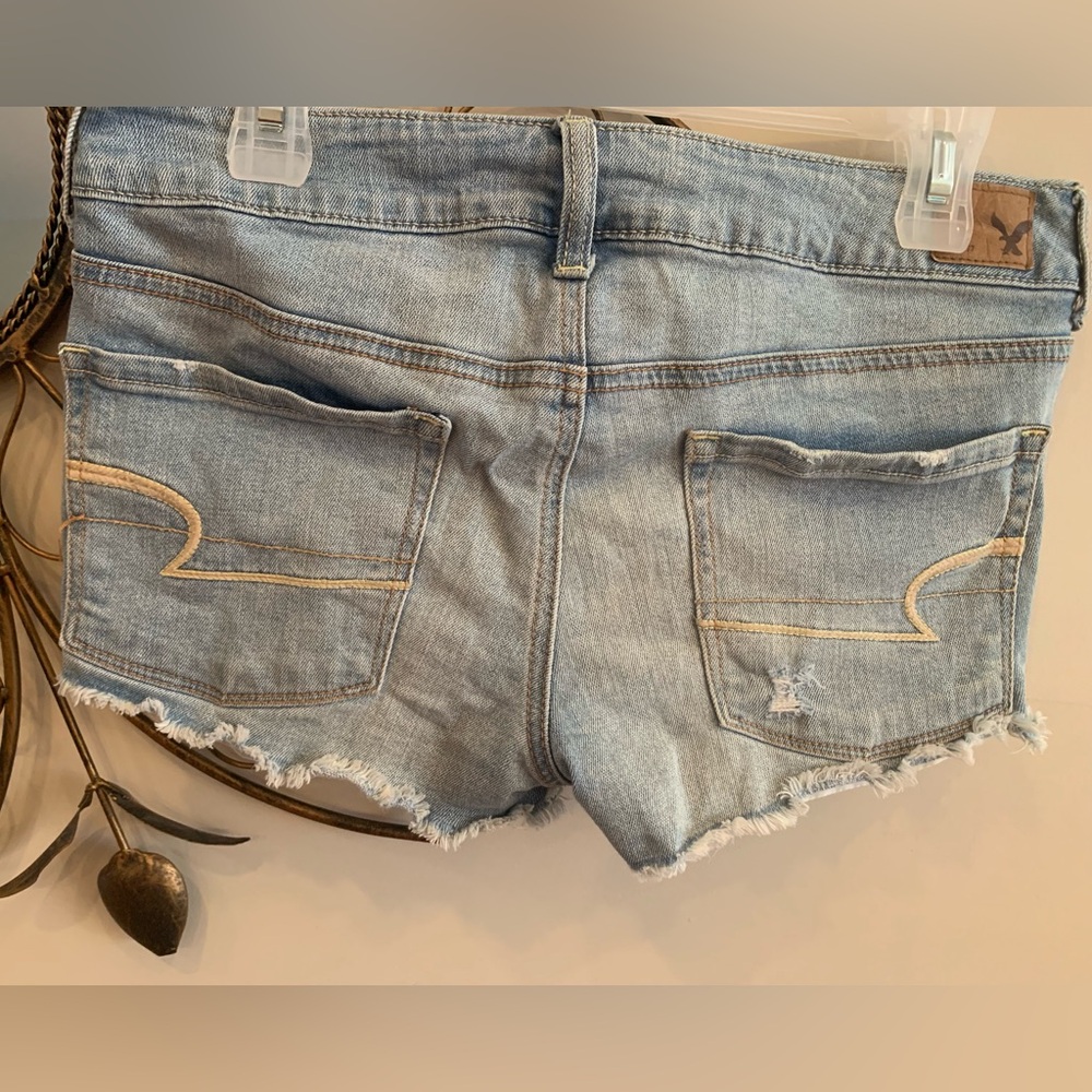American Eagle Outfitters Light Blue Distressed Jean Shorts - Picture 3 of 8